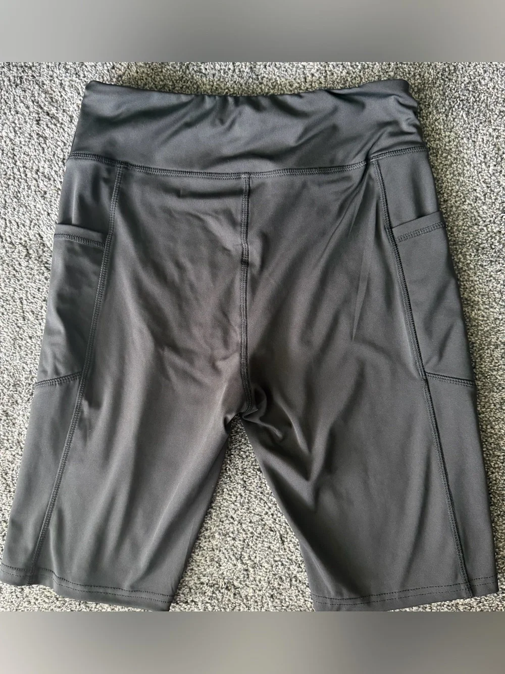 ALO Yoga Black Bike Shorts with Side Pockets